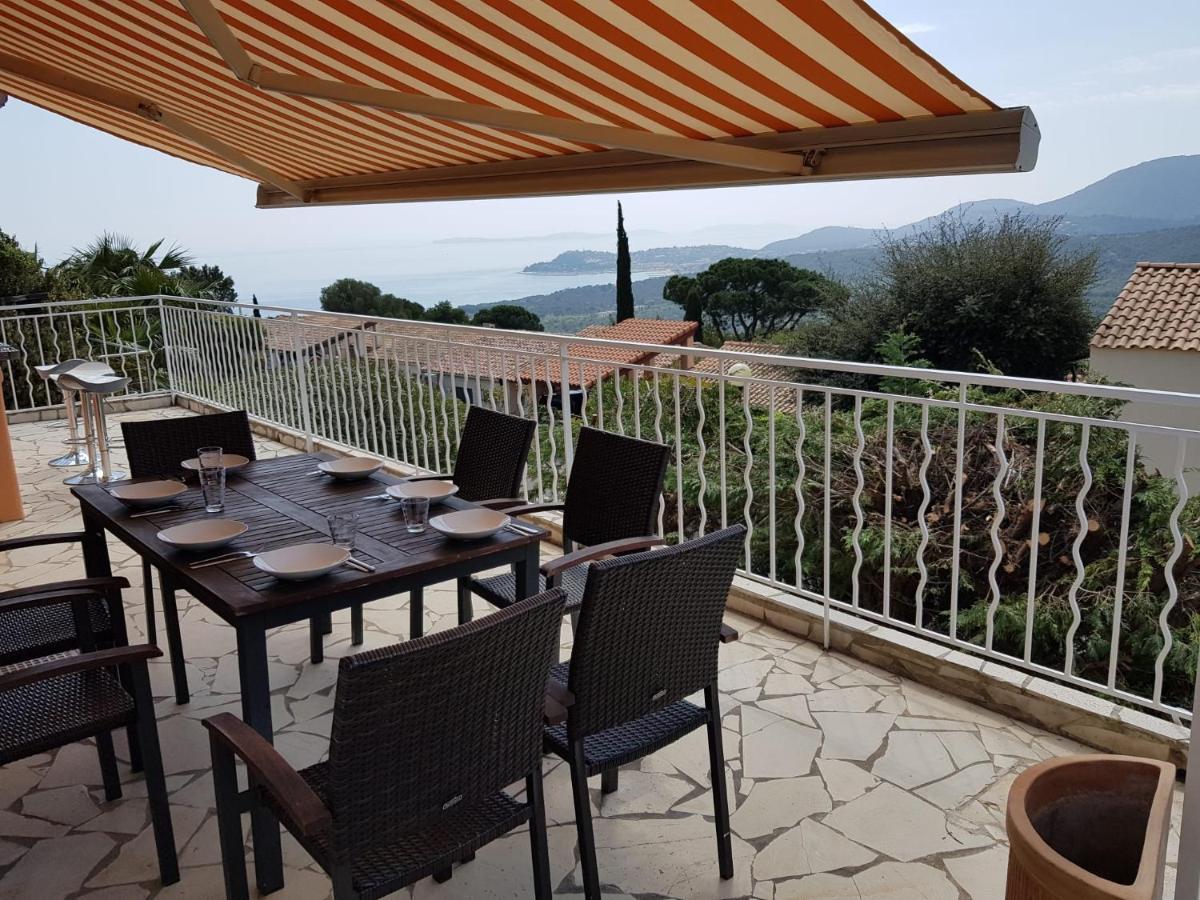 Villa Mit Grossartigem Panoramablick Auf Das Meer Und Direkt Am Pool 拉克鲁瓦瓦尔梅 外观 照片